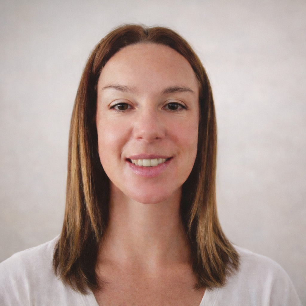 venue finder Estelle Specht in linen clothing standing in Italian countryside, warm natural lighting