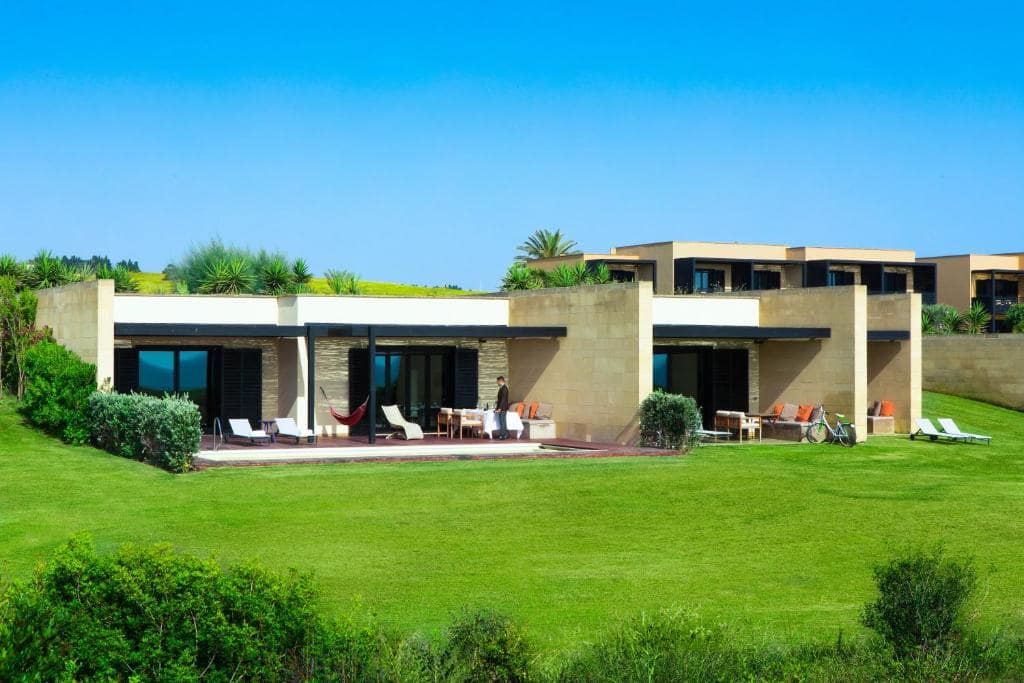 Vedura Resort Sicily agriturismo in Sicily with olive groves and sea proximity